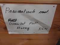 Volledige inhoud rek elektrische kabels/toebehoren - afbeelding 11 van  14