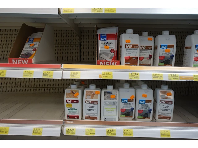 Volledige inhoud rek hg producten - afbeelding 3 van  7