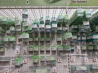 Volledige inhoud rek ijzerwaren pfs/pgb - afbeelding 9 van  12