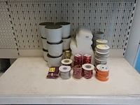 Volledige inhoud rek kaarsen - afbeelding 7 van  7