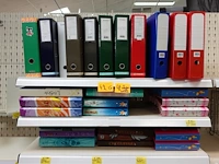 Volledige inhoud rek mappen - afbeelding 2 van  6