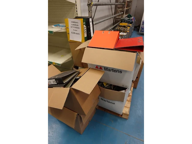 Volledige inhoud rek mappen - afbeelding 5 van  6