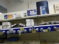 Volledige inhoud rek sanitair - afbeelding 5 van  8