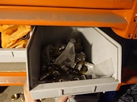 Volledige inhoud rek sanitaire koppelstukken - afbeelding 43 van  43