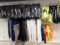 Volledige inhoud rek textiel - afbeelding 1 van  4