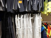 Volledige inhoud rek textiel - afbeelding 3 van  4