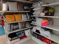 Volledige inhoud rek textiel - afbeelding 1 van  7