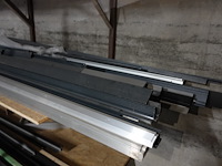 Volledige inhoud rek toebehoren dakwerken - afbeelding 8 van  19