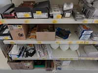 Volledige inhoud rek toebehoren elektriciteit - afbeelding 6 van  11