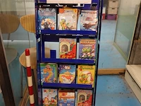 Volledige inhoud rek toebehoren kinderen - afbeelding 5 van  7