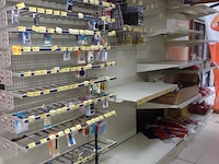 Volledige inhoud rek toebehoren textiel - afbeelding 1 van  11