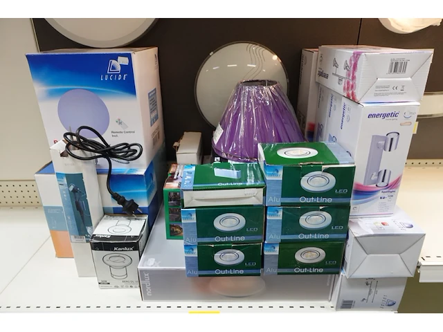 Volledige inhoud rek verlichting - afbeelding 2 van  5