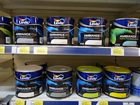 Volledige inhoud rek verven levis - afbeelding 3 van  7