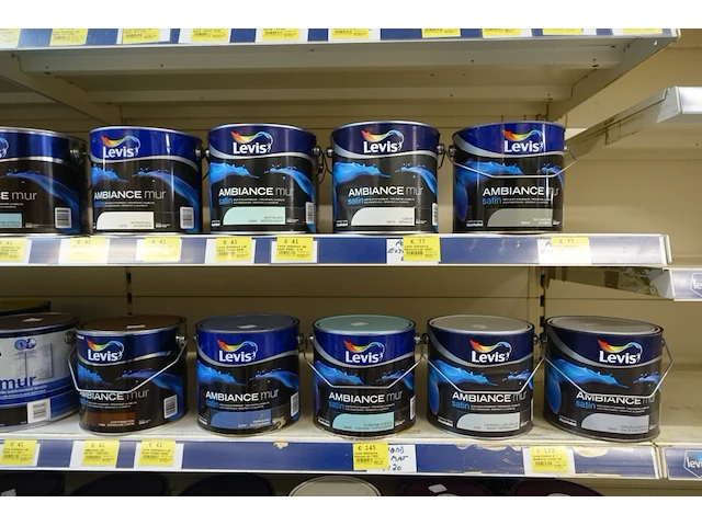 Volledige inhoud rek verven levis - afbeelding 5 van  7