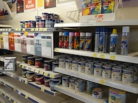 Volledige inhoud rek verven levis/histor - afbeelding 1 van  5