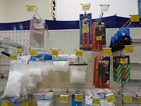 Volledige inhoud rek werkmateriaal - afbeelding 4 van  5