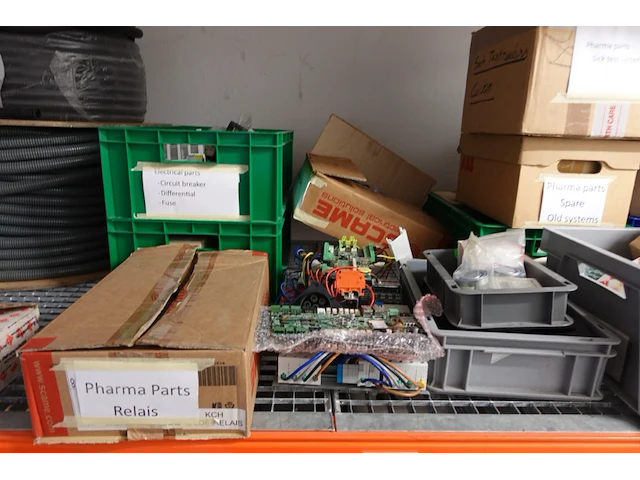 Volledige inhoud rek - afbeelding 6 van  23