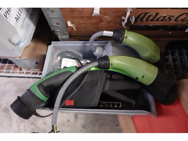 Volledige inhoud rek - afbeelding 22 van  23