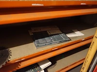 Volledige inhoud rek - afbeelding 13 van  23