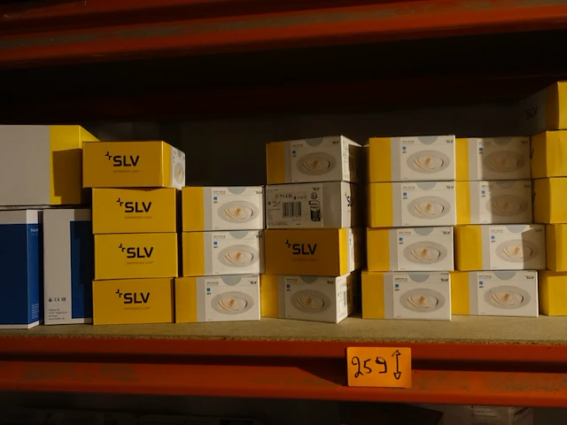 Volledige inhoud rek - afbeelding 15 van  20