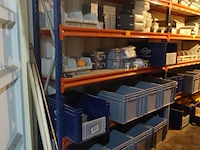 Volledige inhoud rek - afbeelding 1 van  31