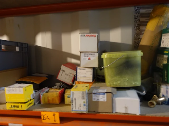 Volledige inhoud rek - afbeelding 11 van  15