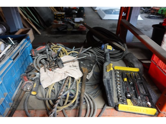 Volledige inhoud rek - afbeelding 3 van  19