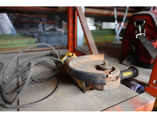 Volledige inhoud rek - afbeelding 9 van  19