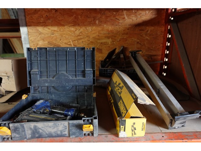 Volledige inhoud rek - afbeelding 15 van  19