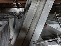 Volledige inhoud stal - afbeelding 4 van  6