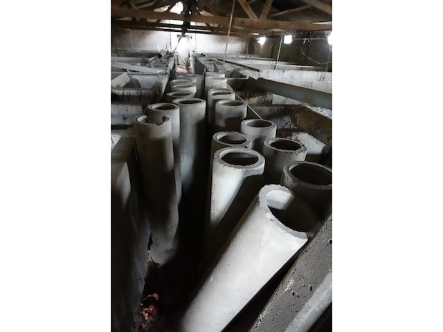 Volledige inhoud stal - afbeelding 5 van  6