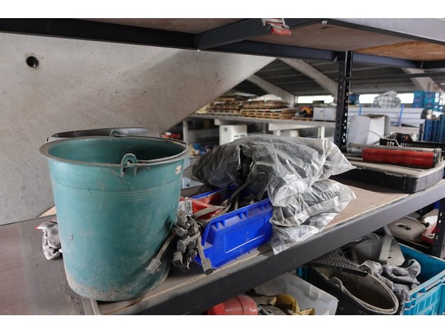 Volledige inhoud zolderverdiep - afbeelding 15 van  31