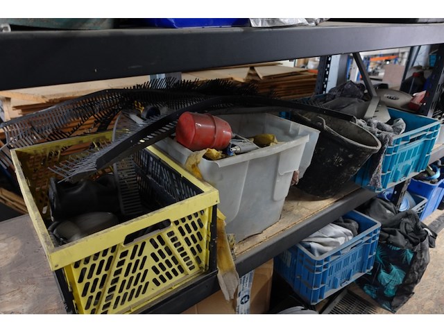 Volledige inhoud zolderverdiep - afbeelding 16 van  31