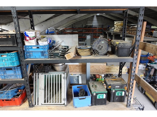 Volledige inhoud zolderverdiep - afbeelding 26 van  31