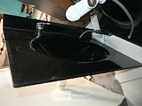 Volledige inrichting kapsalon - afbeelding 18 van  24