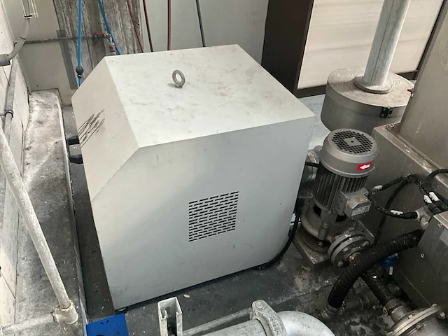 Volledige recyclagelijn ngr met divers toebehoren en chiller frigel - afbeelding 46 van  132