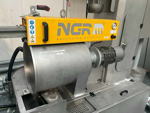 Volledige recyclagelijn ngr met divers toebehoren en chiller frigel - afbeelding 51 van  132