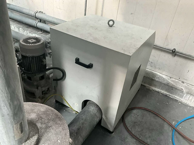 Volledige recyclagelijn ngr met divers toebehoren en chiller frigel - afbeelding 58 van  132