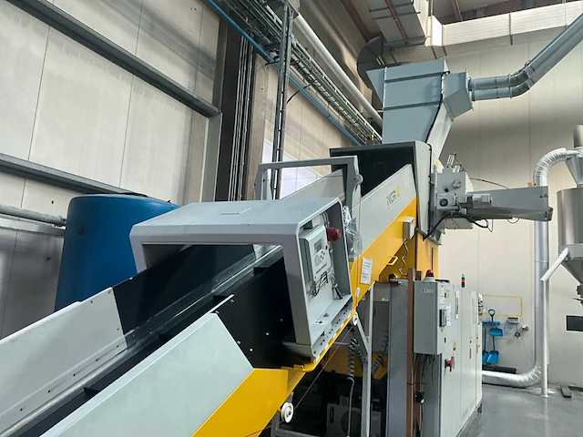 Volledige recyclagelijn ngr met divers toebehoren en chiller frigel - afbeelding 9 van  132