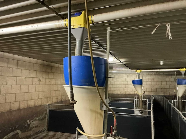 Volledige stalinrichting vleesvarkens - afbeelding 9 van  12