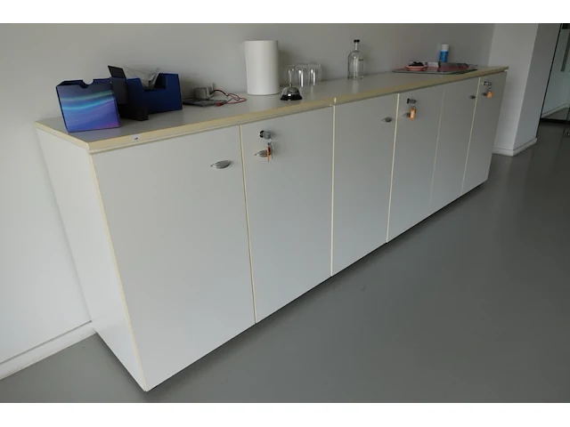 Volledige vergaderruimte - afbeelding 9 van  12