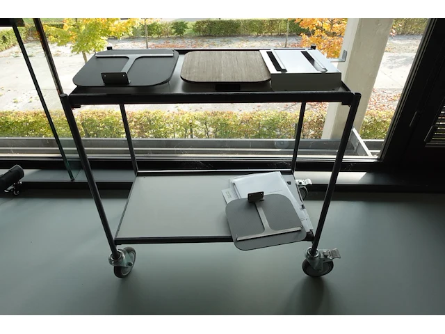 Volledige vergaderruimte - afbeelding 11 van  12