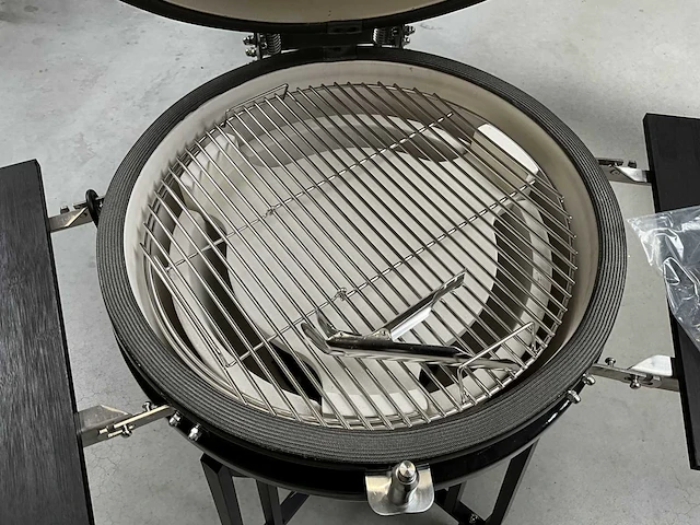 Volt! kamado bbq 22 inch houtskoolbarbecue, ø59 cm, luxe afwerking - afbeelding 13 van  16