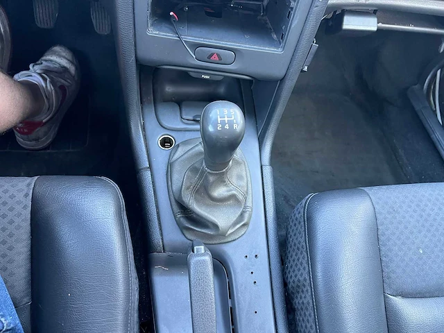 Volvo - 1999 - v70 - mug voertuig - personenauto - afbeelding 22 van  33