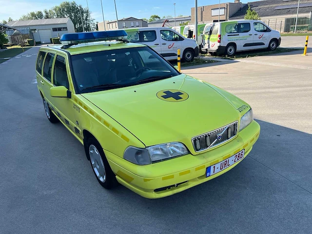 Volvo - 1999 - v70 - mug voertuig - personenauto - afbeelding 28 van  33