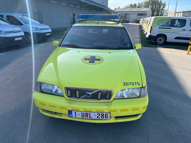 Volvo - 1999 - v70 - mug voertuig - personenauto - afbeelding 29 van  33