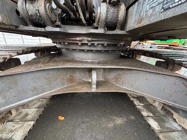 Volvo - 2007 - ec180cl - rupsgraafmachine - afbeelding 26 van  29