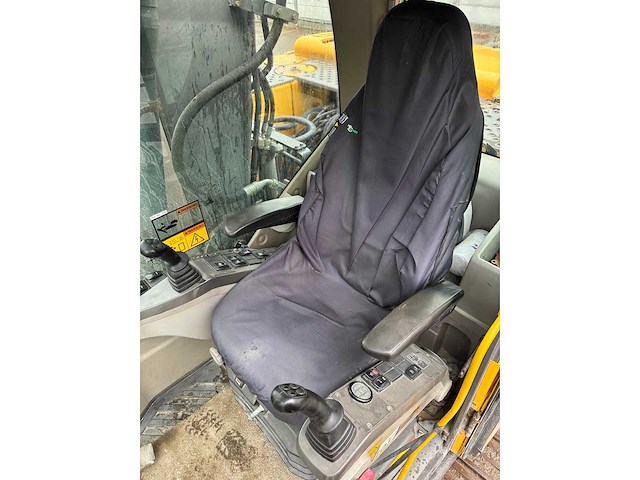 Volvo - 2007 - ec180cl - rupsgraafmachine - afbeelding 13 van  29