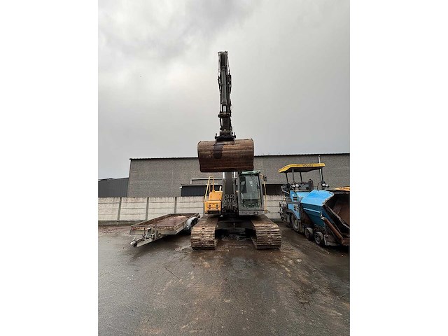 Volvo - 2007 - ec180cl - rupsgraafmachine - afbeelding 25 van  29