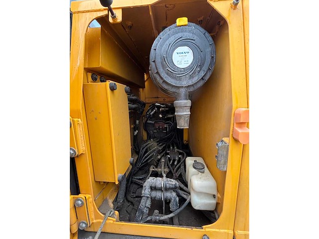 Volvo - 2007 - ec180cl - rupsgraafmachine - afbeelding 29 van  29